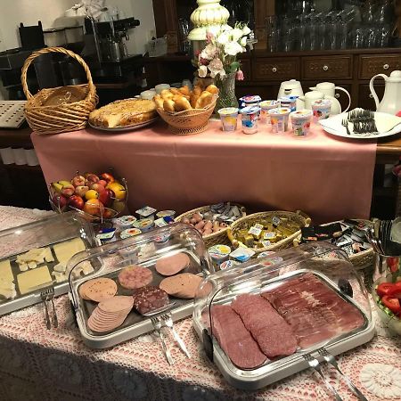 Gaestehaus Am Roemerbad Цел ан дер Мозел Екстериор снимка